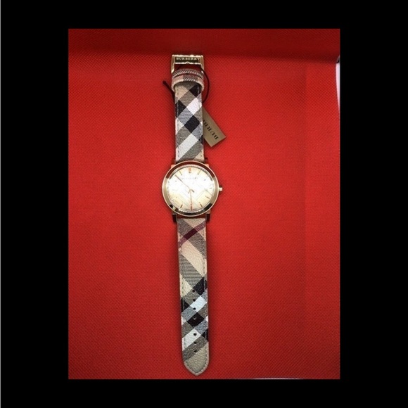 BURBERRY,  UNISEX, Gold City Exaggerated Check Watch BU9026 - Picture 8 of 13